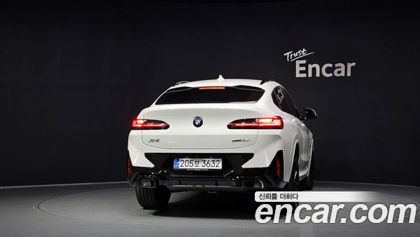 BMW X4 2025, фото 4