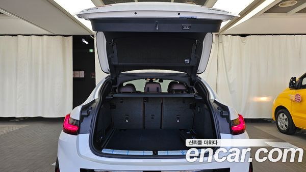 BMW X4 2025, фото 26