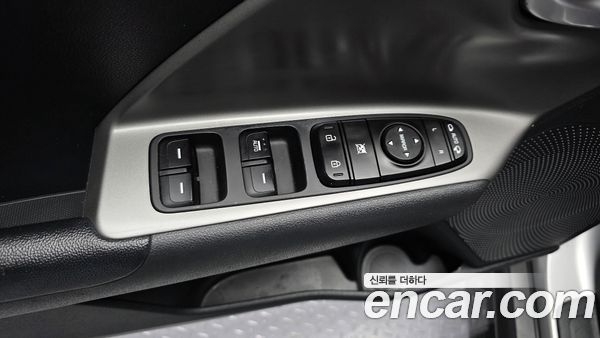Kia Niro 2023, фото 29
