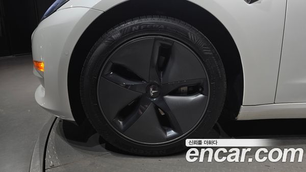 Tesla Model 3 2020, фото 5