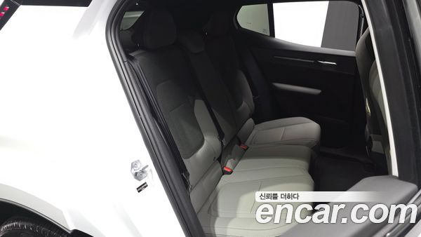Volvo EX30 2027, фото 12