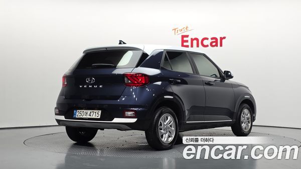 Hyundai Venue 2020, фото 2
