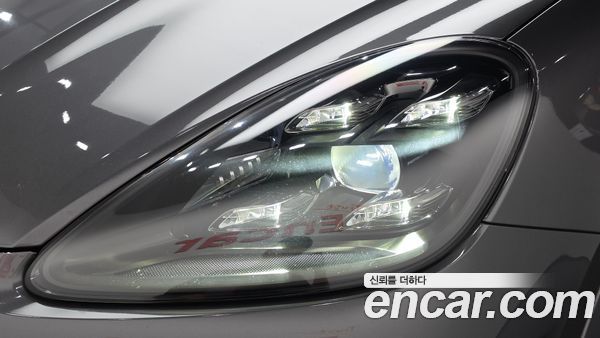 Porsche Cayenne 2020, фото 8