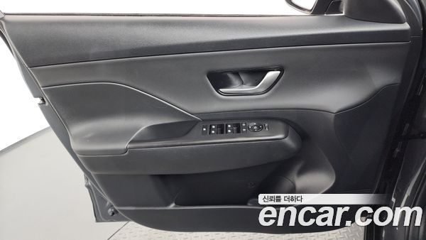 Hyundai Kona 2025, фото 14