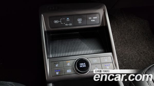 Hyundai Kona 2025, фото 30