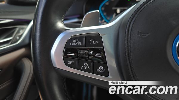 BMW 5 Series 2023, фото 16