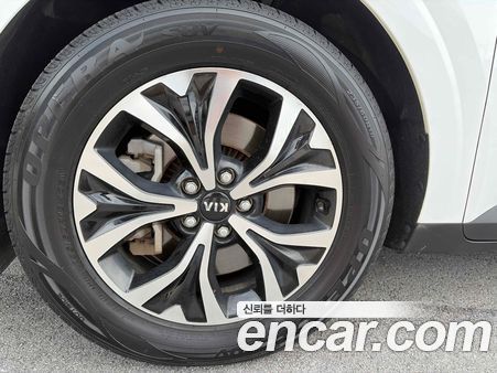 Kia Carnival 2021, фото 5