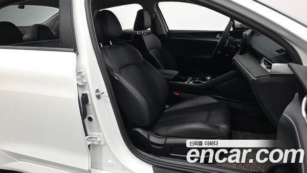 Kia K5 2021, фото 17
