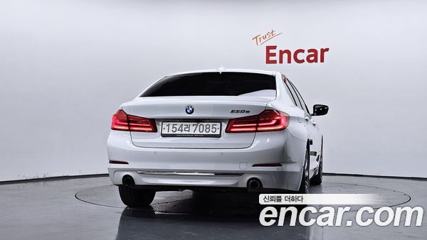 BMW 5 Series 2020, фото 4