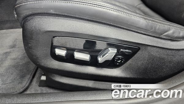 BMW 5 Series 2020, фото 31