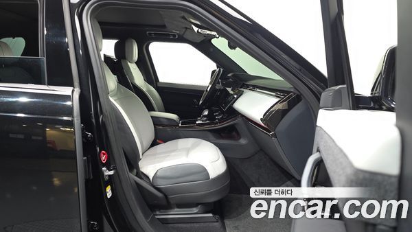 Land Rover Range Rover Sport 2023, фото 16
