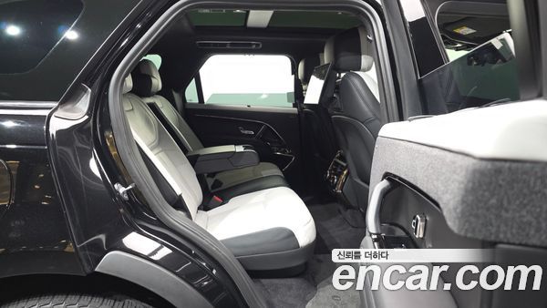 Land Rover Range Rover Sport 2023, фото 17