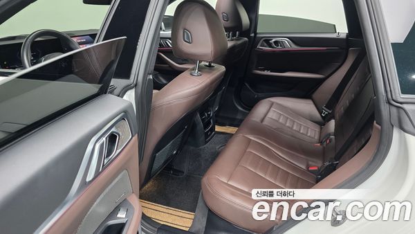 BMW i4 2024, фото 17