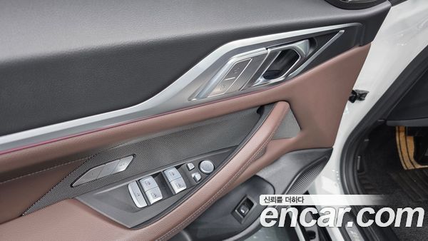 BMW i4 2024, фото 25