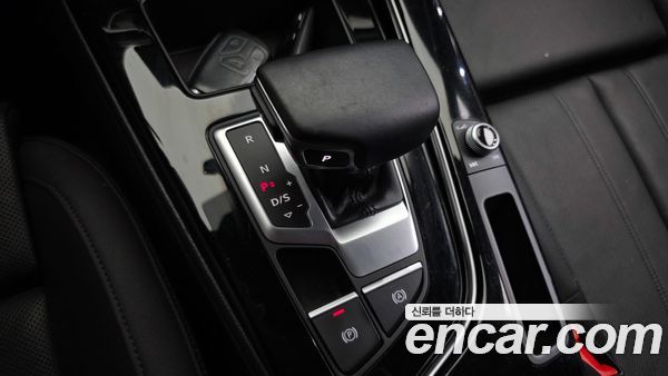 Audi A4 2021, фото 9
