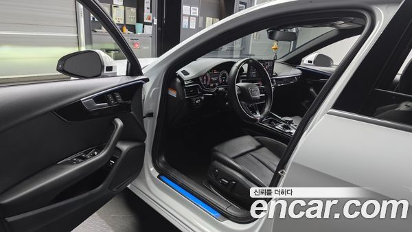 Audi A4 2021, фото 10