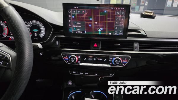 Audi A4 2021, фото 18
