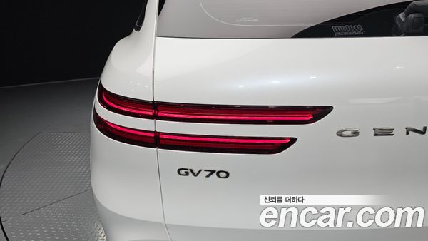 Genesis GV70 2023, фото 8