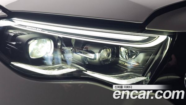 Mercedes-Benz E-Class 2024, фото 7