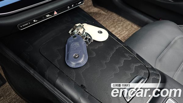 Mercedes-Benz E-Class 2024, фото 30
