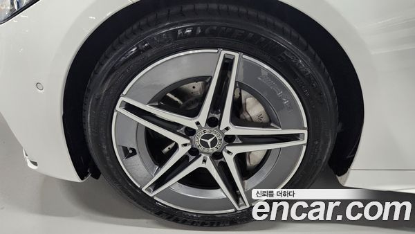 Mercedes-Benz C-Class 2026, фото 5
