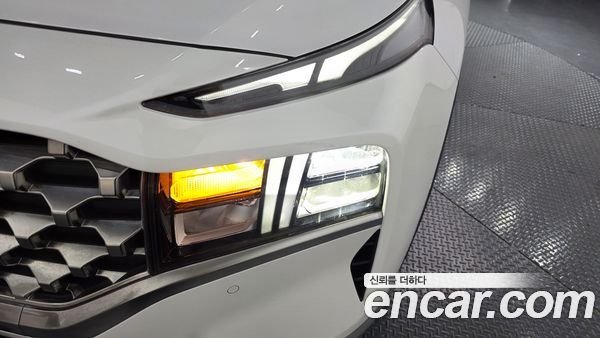 Hyundai Santa Fe 2022, фото 8