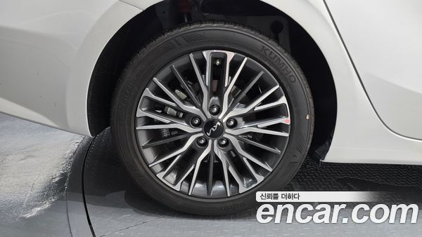 Kia K3 2024, фото 5