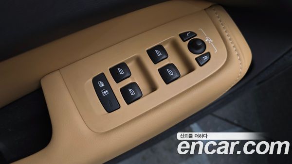 Volvo XC60 2020, фото 28