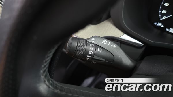Volvo XC60 2020, фото 29