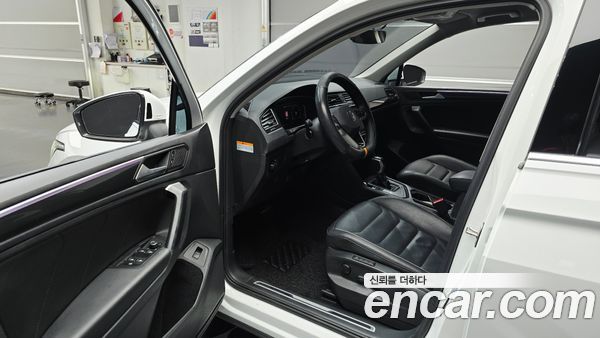 Volkswagen Tiguan 2021, фото 10