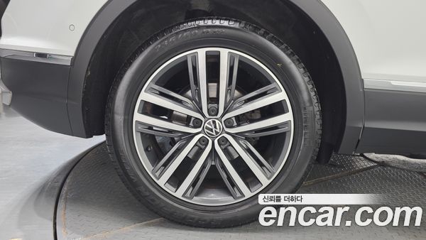 Volkswagen Tiguan 2023, фото 5