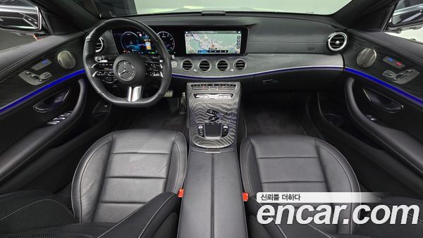 Mercedes-Benz E-Class 2022, фото 7