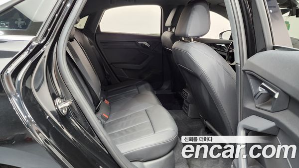 Audi A3 2023, фото 12