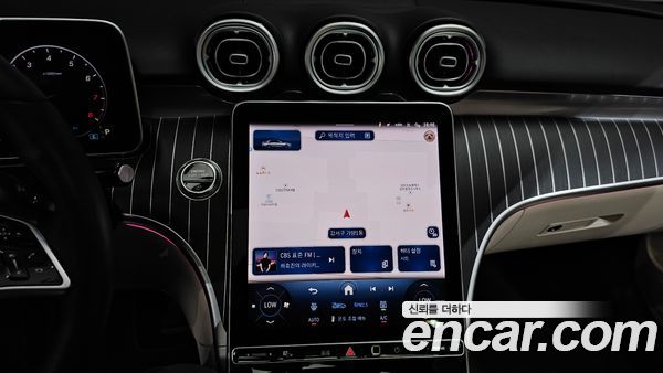 Mercedes-Benz C-Class 2025, фото 19