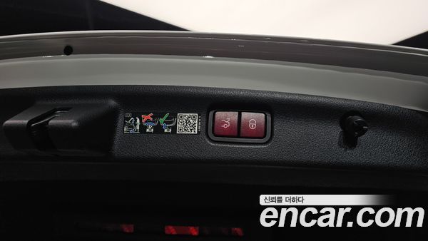 Mercedes-Benz C-Class 2025, фото 26