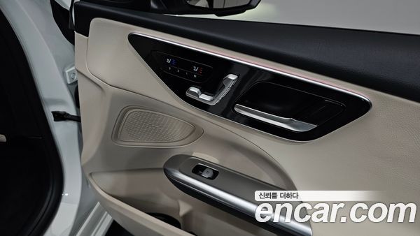Mercedes-Benz C-Class 2025, фото 35