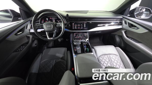Audi Q8 2021, фото 9