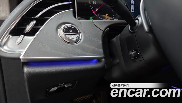 Mercedes-Benz E-Class 2026, фото 26