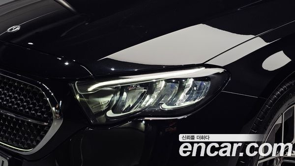 Mercedes-Benz E-Class 2026, фото 8