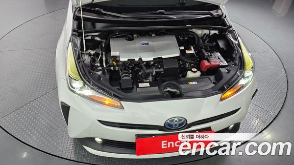 Toyota Prius 2021, фото 5
