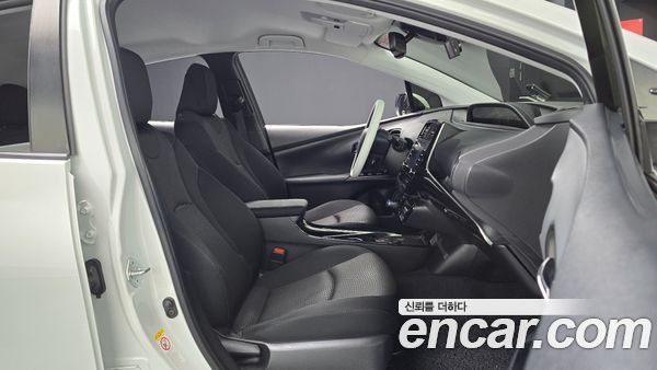 Toyota Prius 2021, фото 15