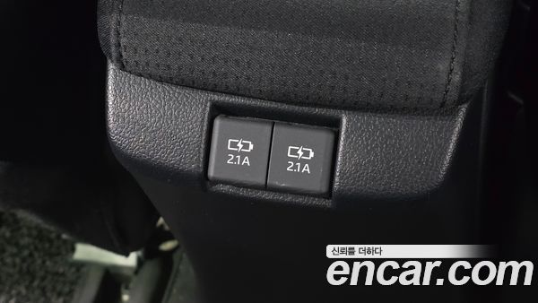 Toyota Prius 2021, фото 28