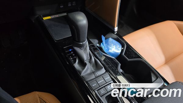 Toyota Camry 2025, фото 12