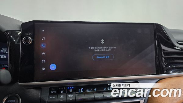 Toyota Camry 2025, фото 29