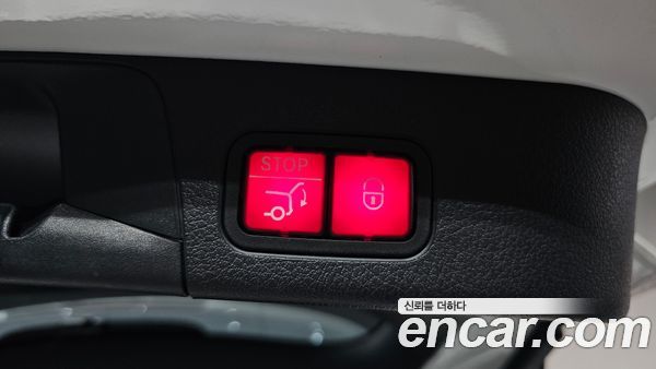 Mercedes-Benz GLB 2021, фото 24