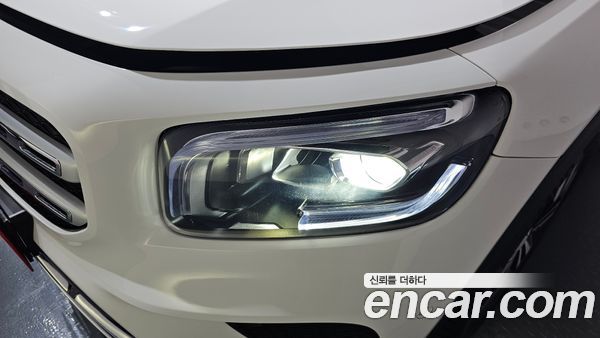Mercedes-Benz GLB 2021, фото 7