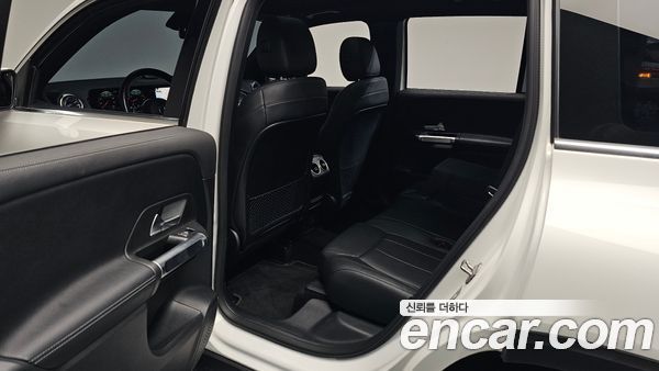 Mercedes-Benz GLB 2021, фото 15