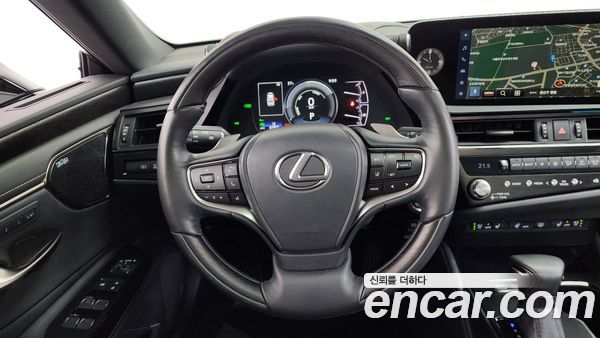 Lexus ES 2023, фото 18
