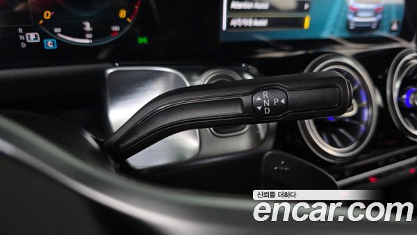 Mercedes-Benz GLB 2020, фото 9