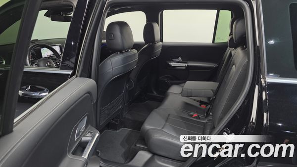 Mercedes-Benz GLB 2020, фото 12